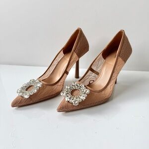 Zara Tan Lace Embellished high heeled Pumps Size 39/8 US (NWOB)